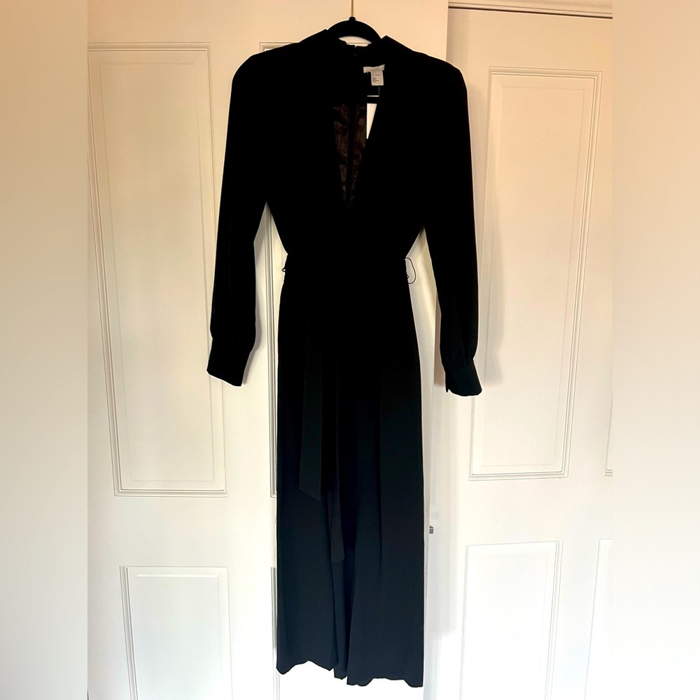 Fun H&M midi jump suit with pockets and belt